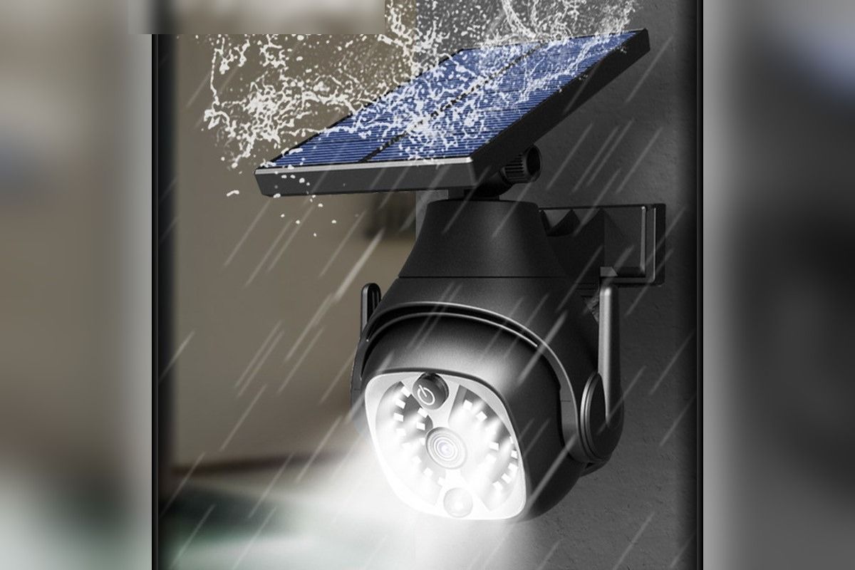 IS-W150 housing under driving rain, IP65 weather exposure